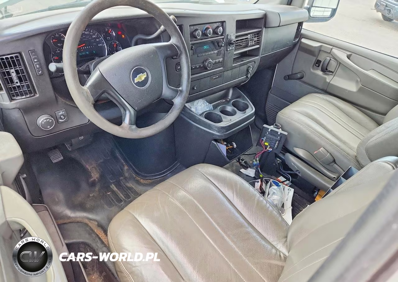2013 Chevrolet Express G1500 VIN:1GCSGAFX3D1152952 - 8