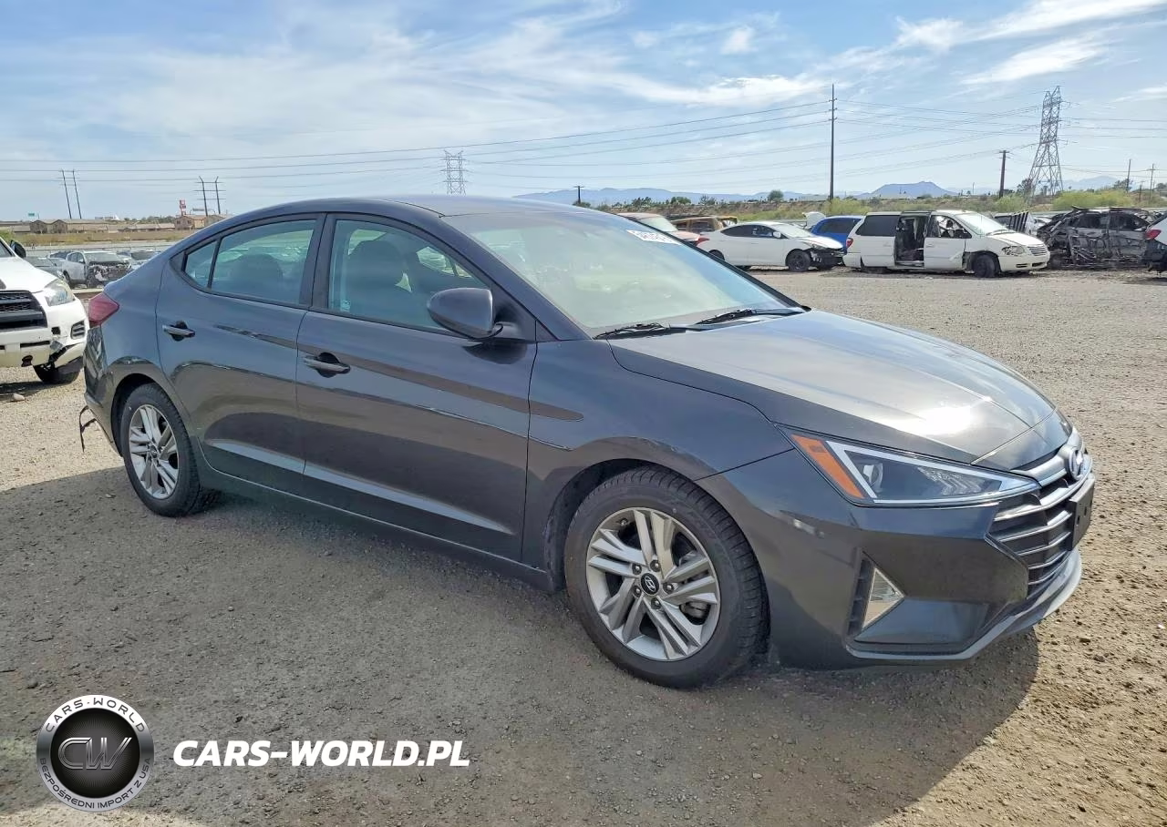 2020 Hyundai Elantra Sel VIN:5NPD84LF4LH559303 - 4