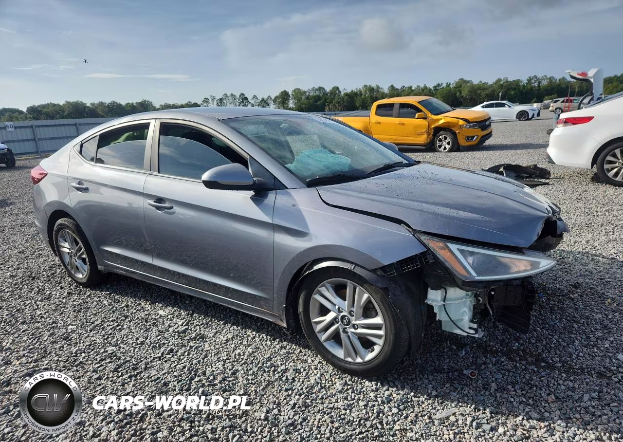 2019 Hyundai Elantra Sel VIN:KMHD84LFXKU872646 - 4