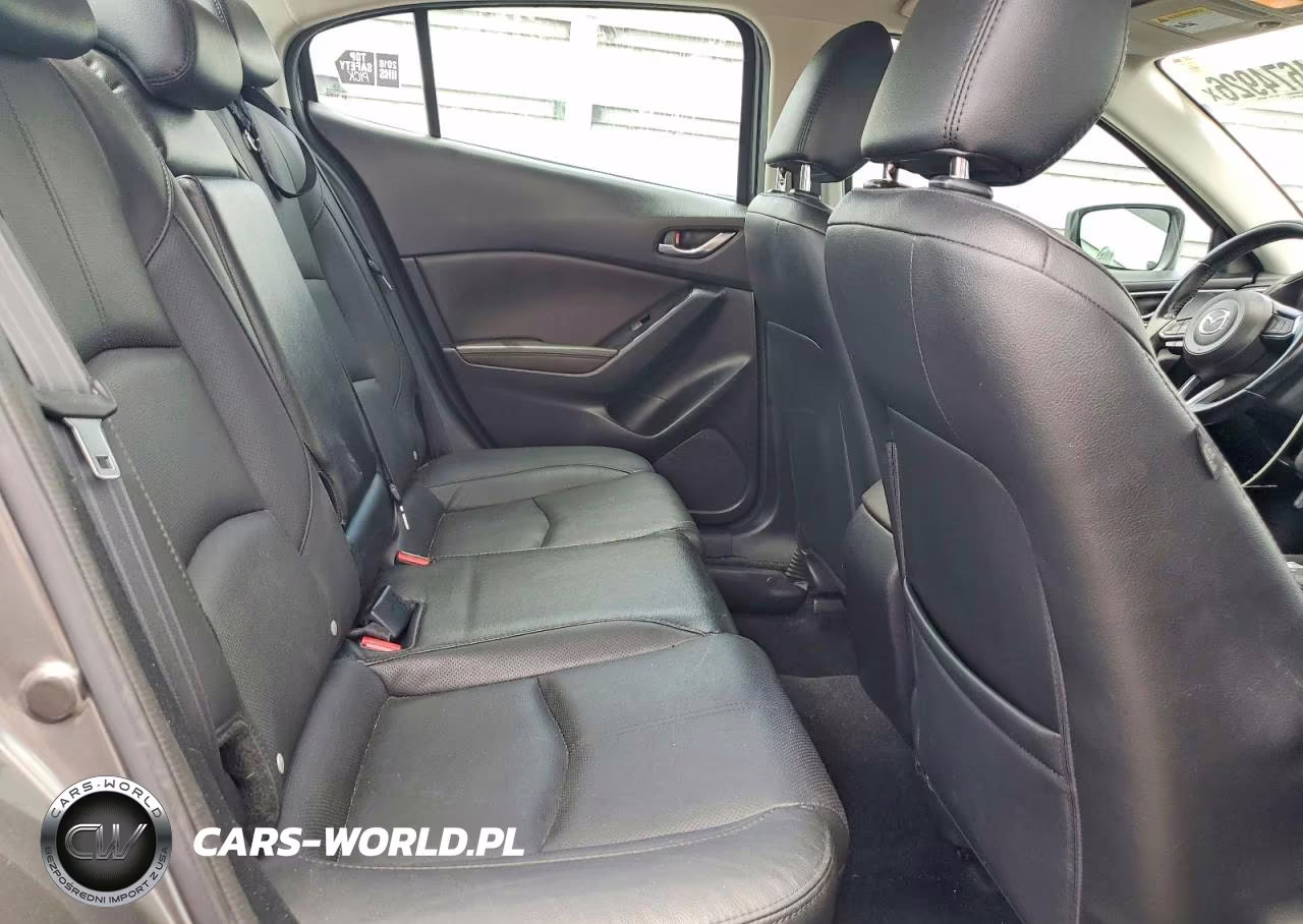 2018 Mazda 3 Grand Touring VIN:3MZBN1W39JM214790 - 10