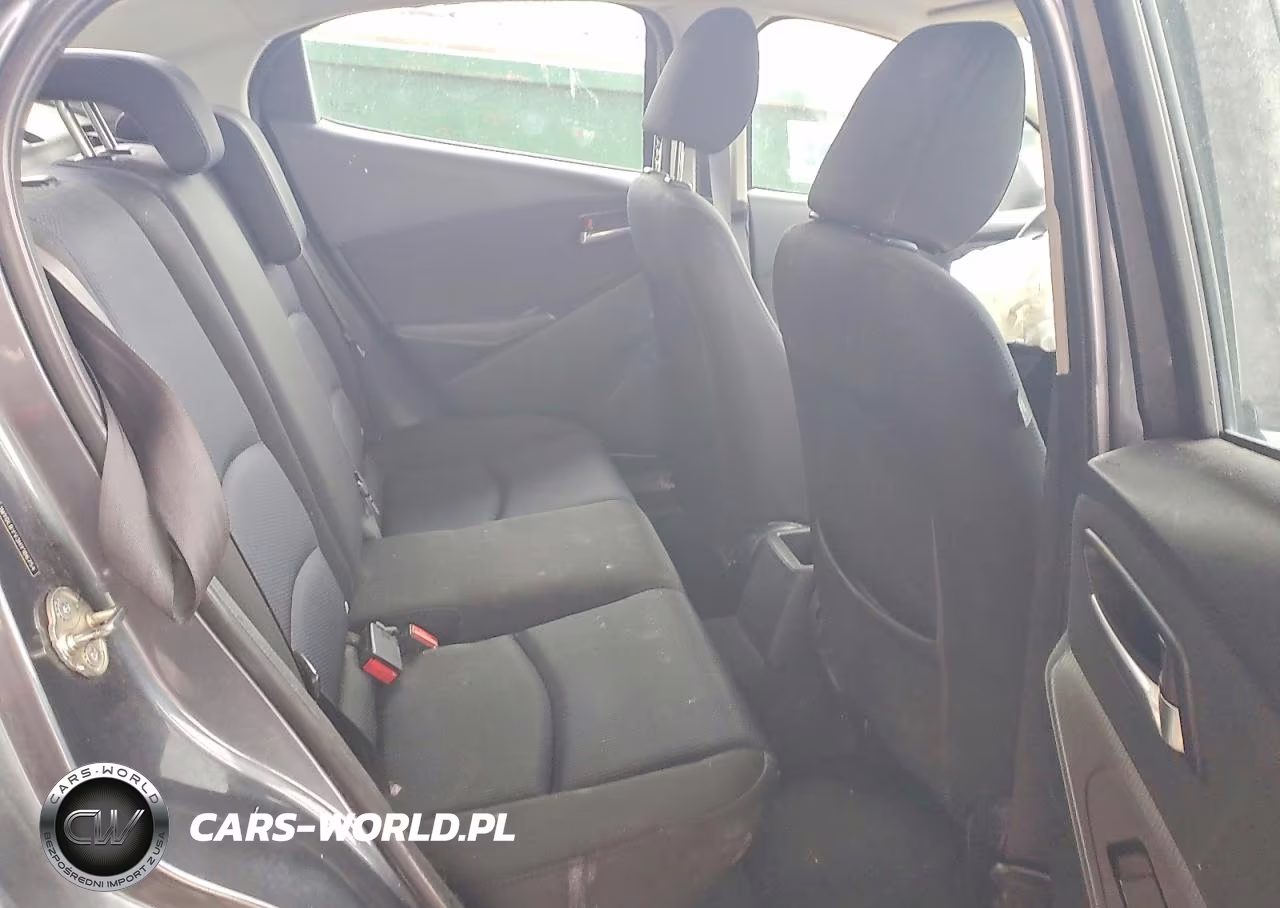 2017 Toyota Yaris Ia Base VIN:3MYDLBYV3HY186754 - 10