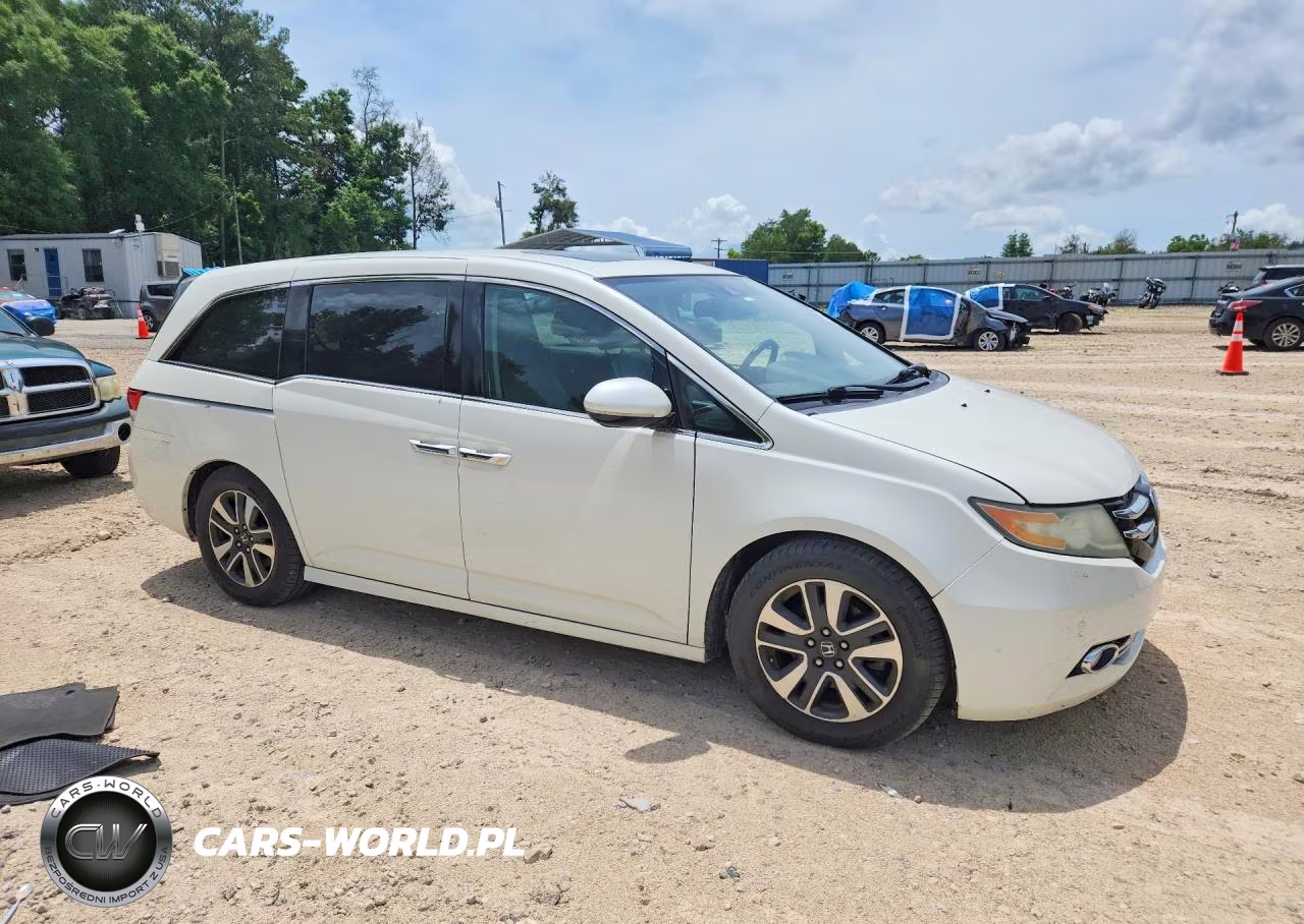 2017 Honda Odyssey VIN:5FNRL5H90HB003542 - 4