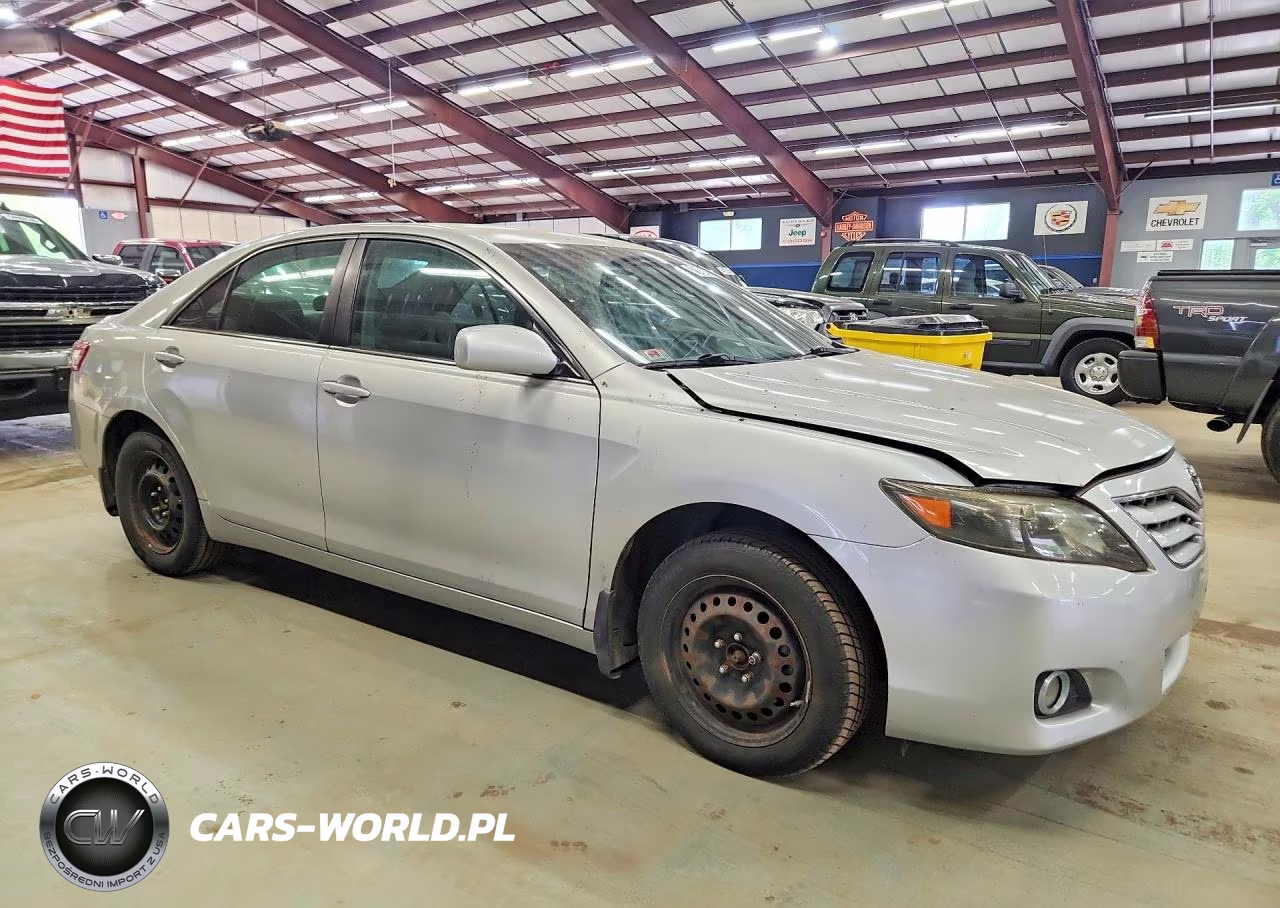 2010 Toyota Camry Le VIN:4T1BF3EKXAU060585 - 4