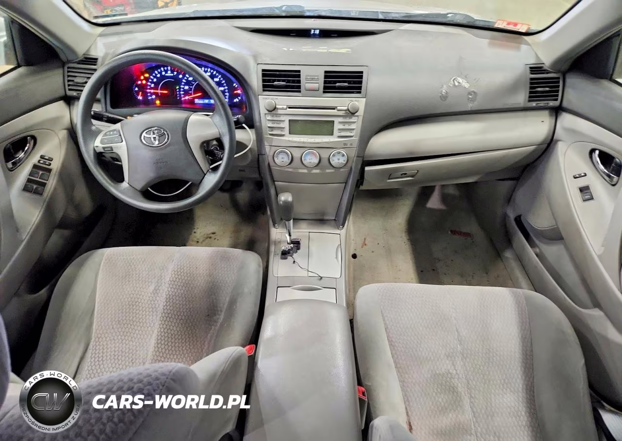 2010 Toyota Camry Le VIN:4T1BF3EKXAU060585 - 8