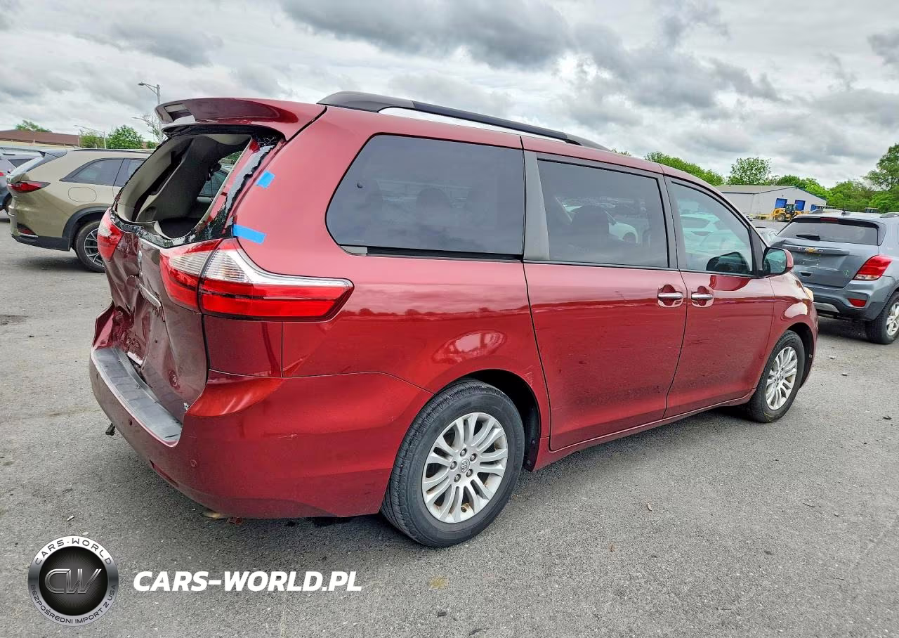 2016 Toyota Sienna Xle 8-Passenger VIN:5TDYK3DC4GS717530 - 3