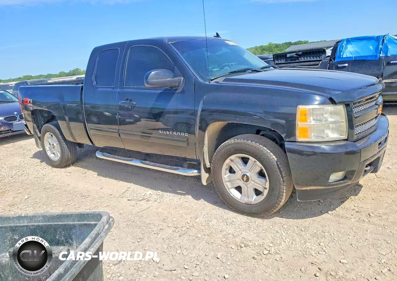 2011 Chevrolet Silverado K1500 Lt VIN:1GCRKSE37BZ160617 - 4