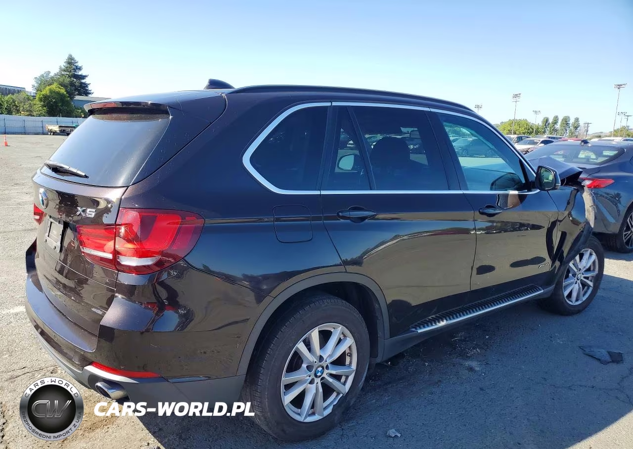 2015 BMW X5 xDrive35I VIN:5UXKR0C54F0P14842 - 3