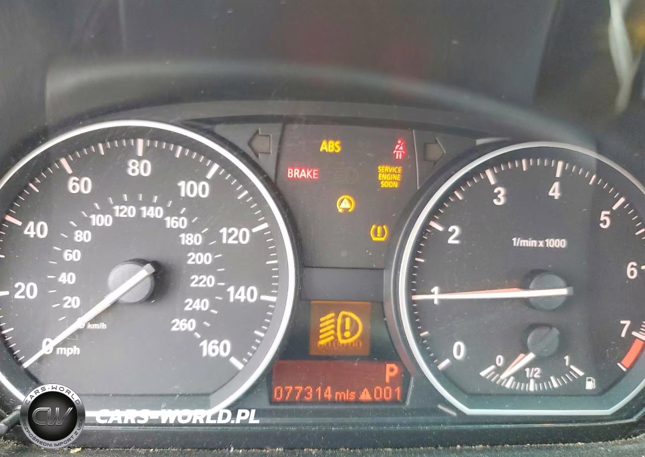 2011 BMW 128 I VIN:WBAUL7C50BVM80715 - 9