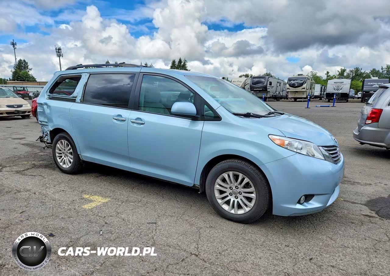 2017 Toyota Sienna Xle 8-Passenger VIN:5TDYZ3DCXHS833151 - 4