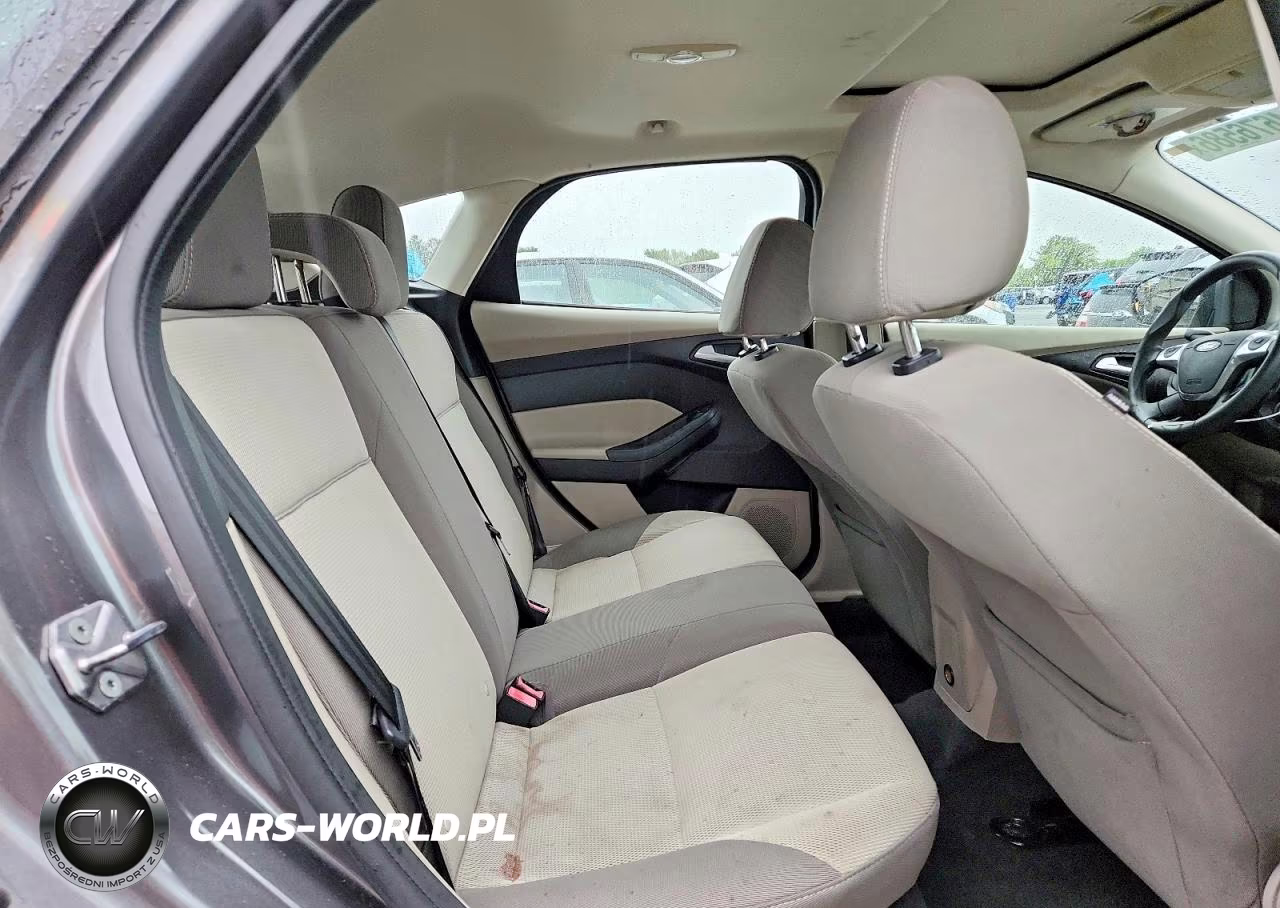 2013 Ford Focus Se VIN:1FADP3K25DL129102 - 10