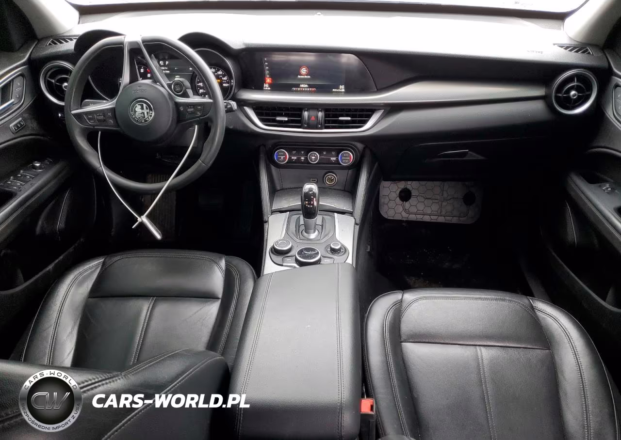 2018 Alfa Romeo Stelvio VIN:ZASFAKAN4J7B59536 - 8