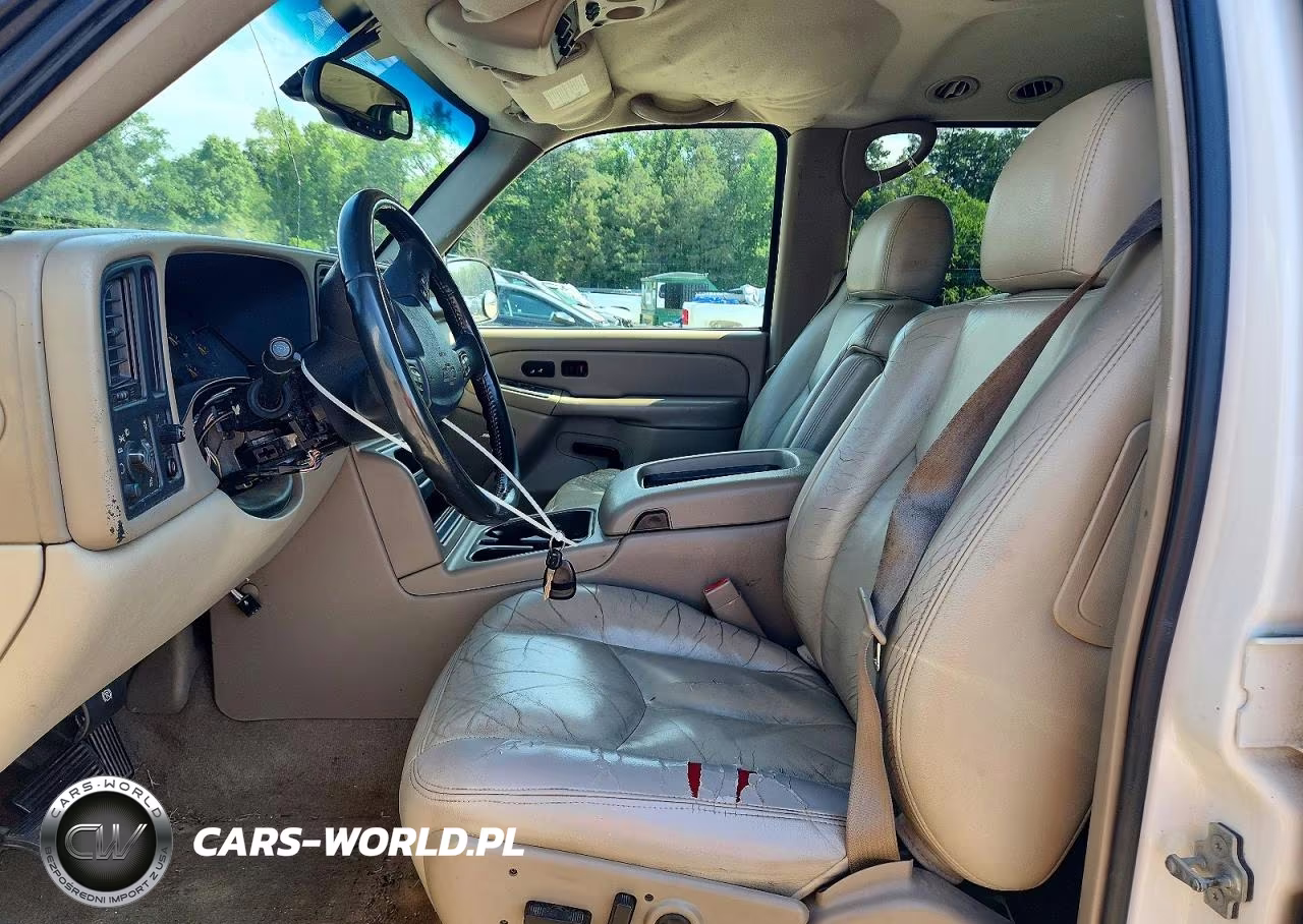 2004 Chevrolet Suburban C1500 VIN:1GNEC16T64J199373 - 7