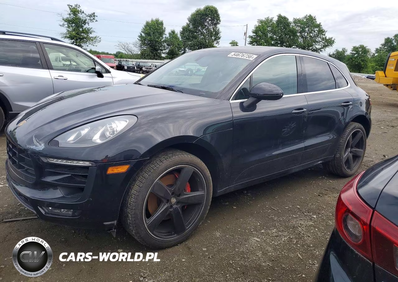 2016 Porsche Macan Turbo
