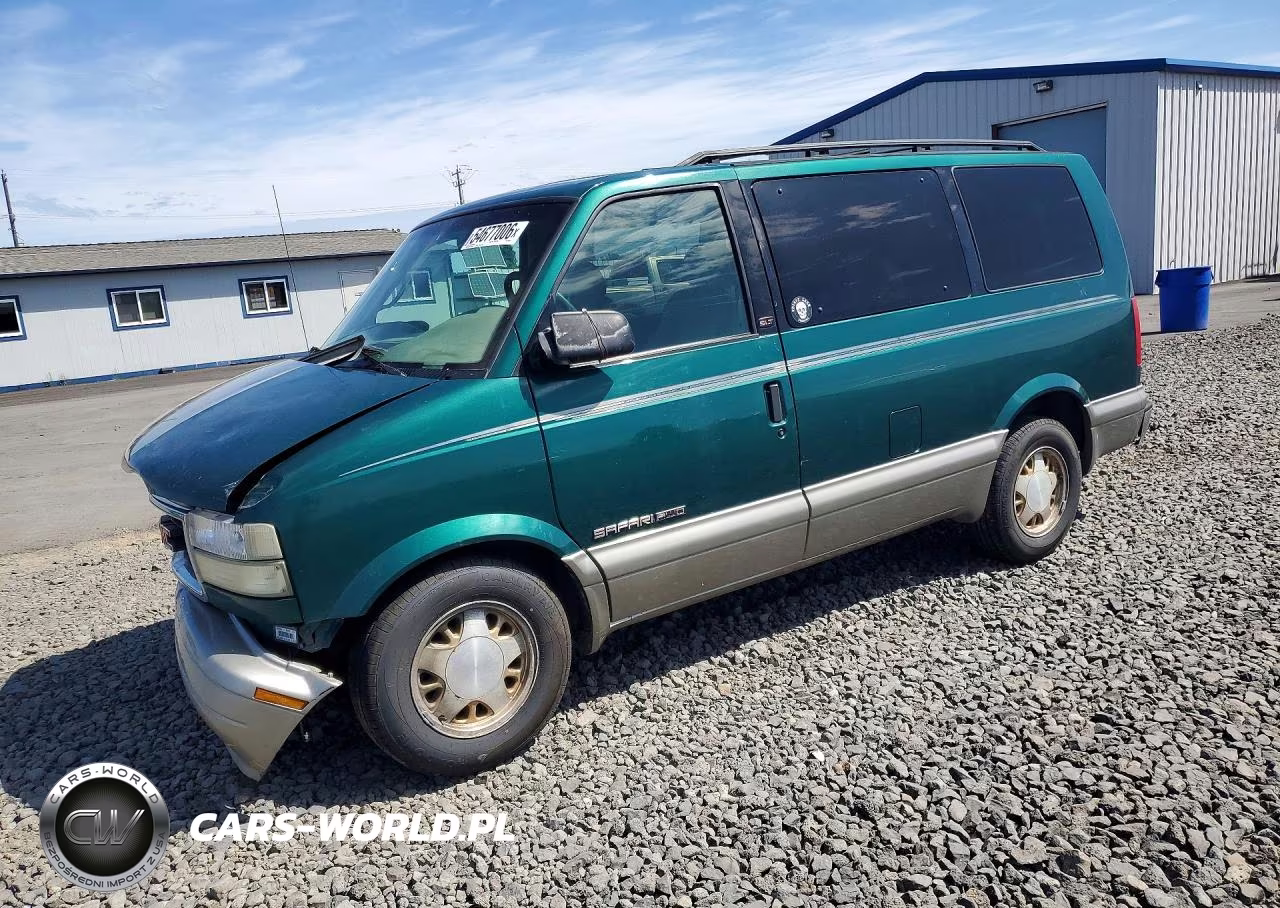2001 GMC Safari Xt