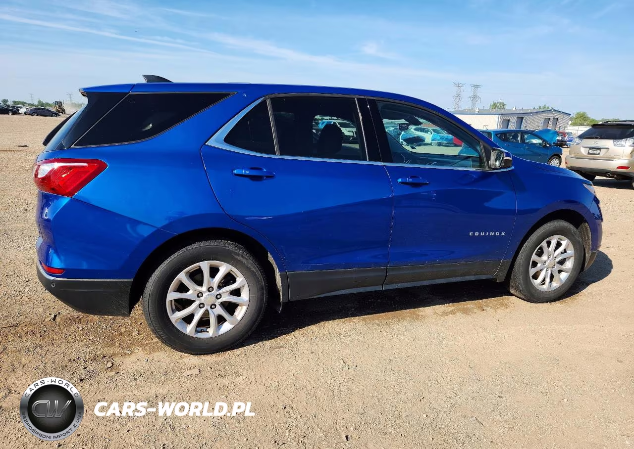 2019 Chevrolet Equinox Lt VIN:3GNAXKEV8KS631422 - 3