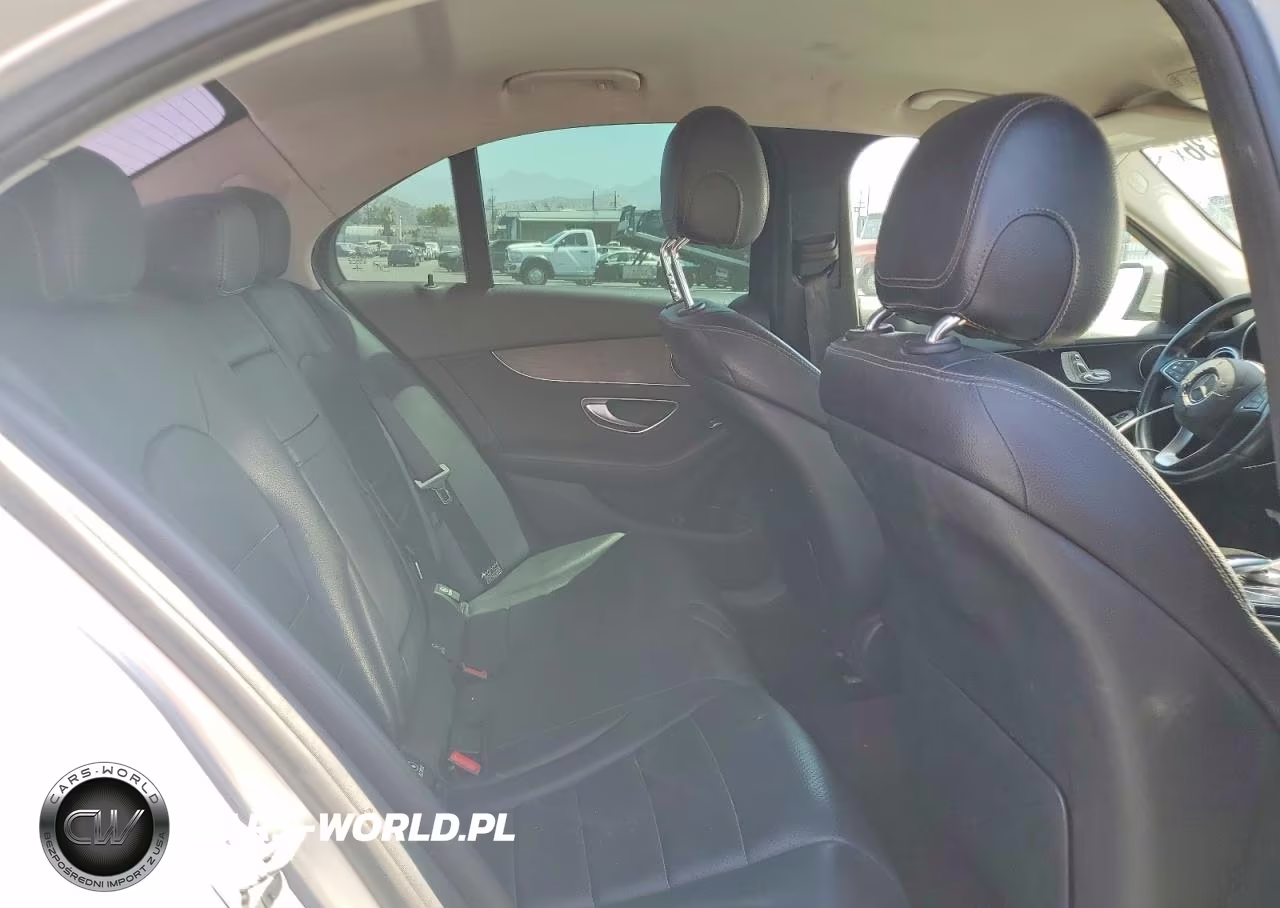 2016 Mercedes-Benz C 300 VIN:55SWF4JB6GU146221 - 10