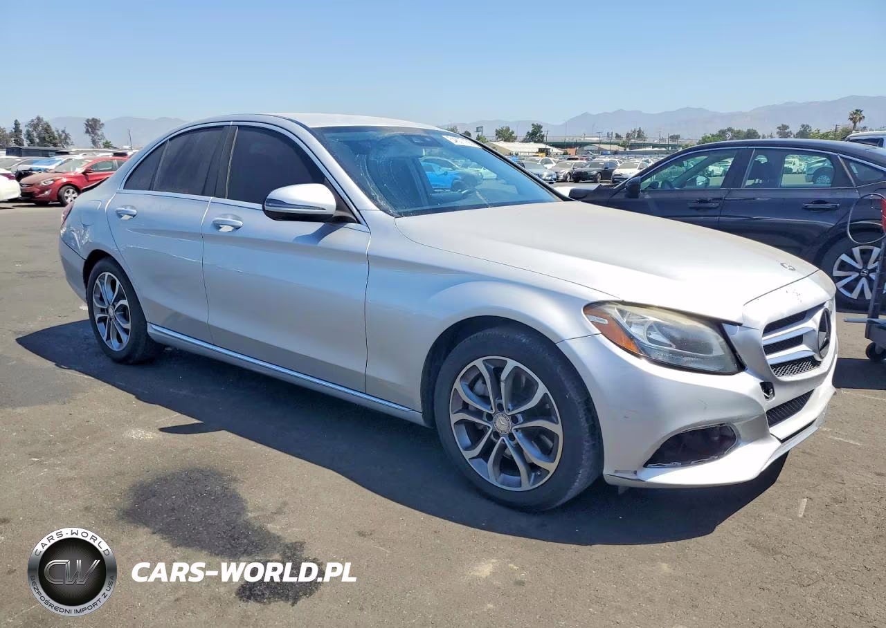 2016 Mercedes-Benz C 300 VIN:55SWF4JB6GU146221 - 4