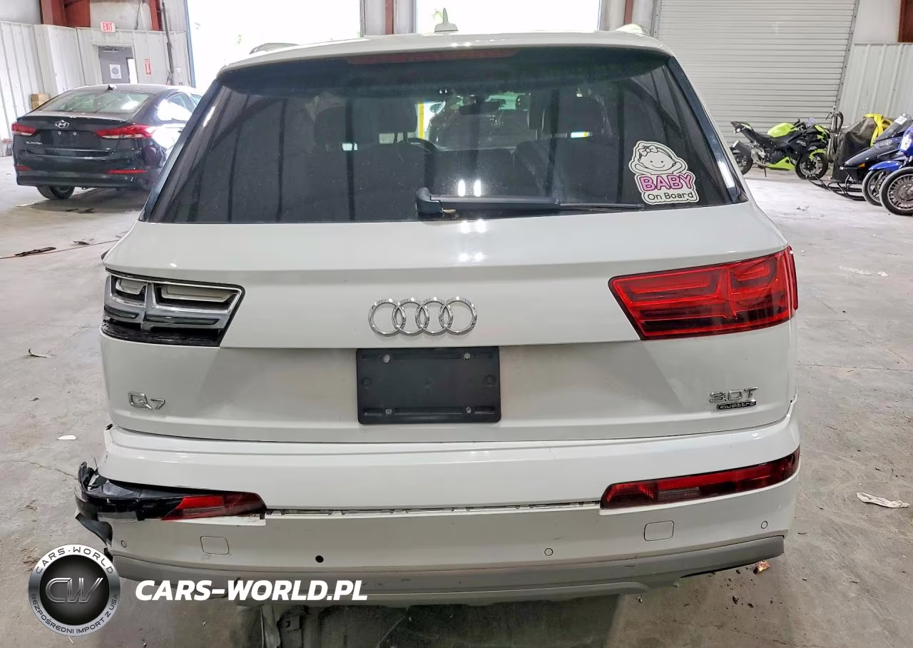 2018 Audi Q7 Premium Plus VIN:WA1LAAF7XJD001911 - 6