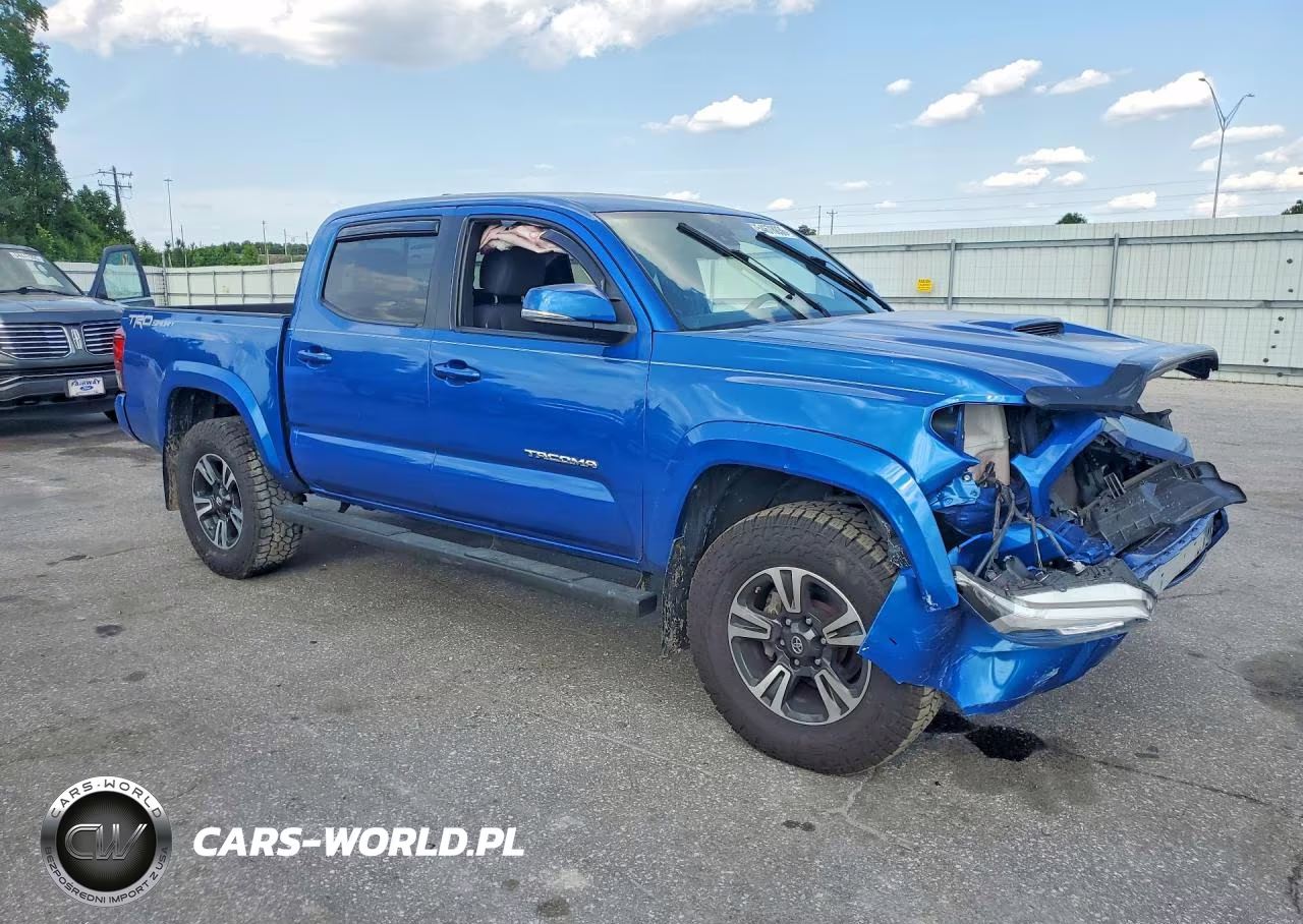 2018 Toyota Tacoma Trd Sport VIN:3TMAZ5CN8JM064560 - 4