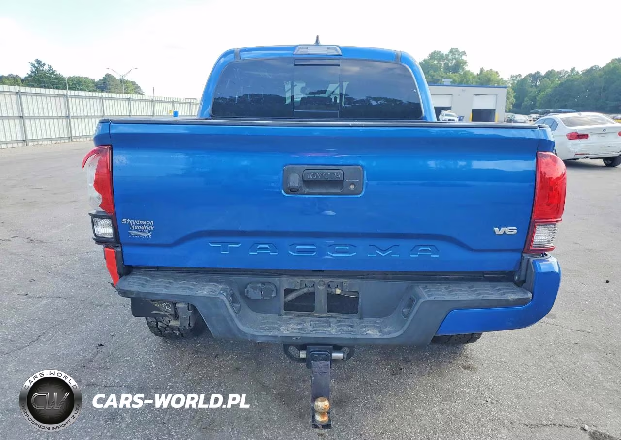 2018 Toyota Tacoma Trd Sport VIN:3TMAZ5CN8JM064560 - 6