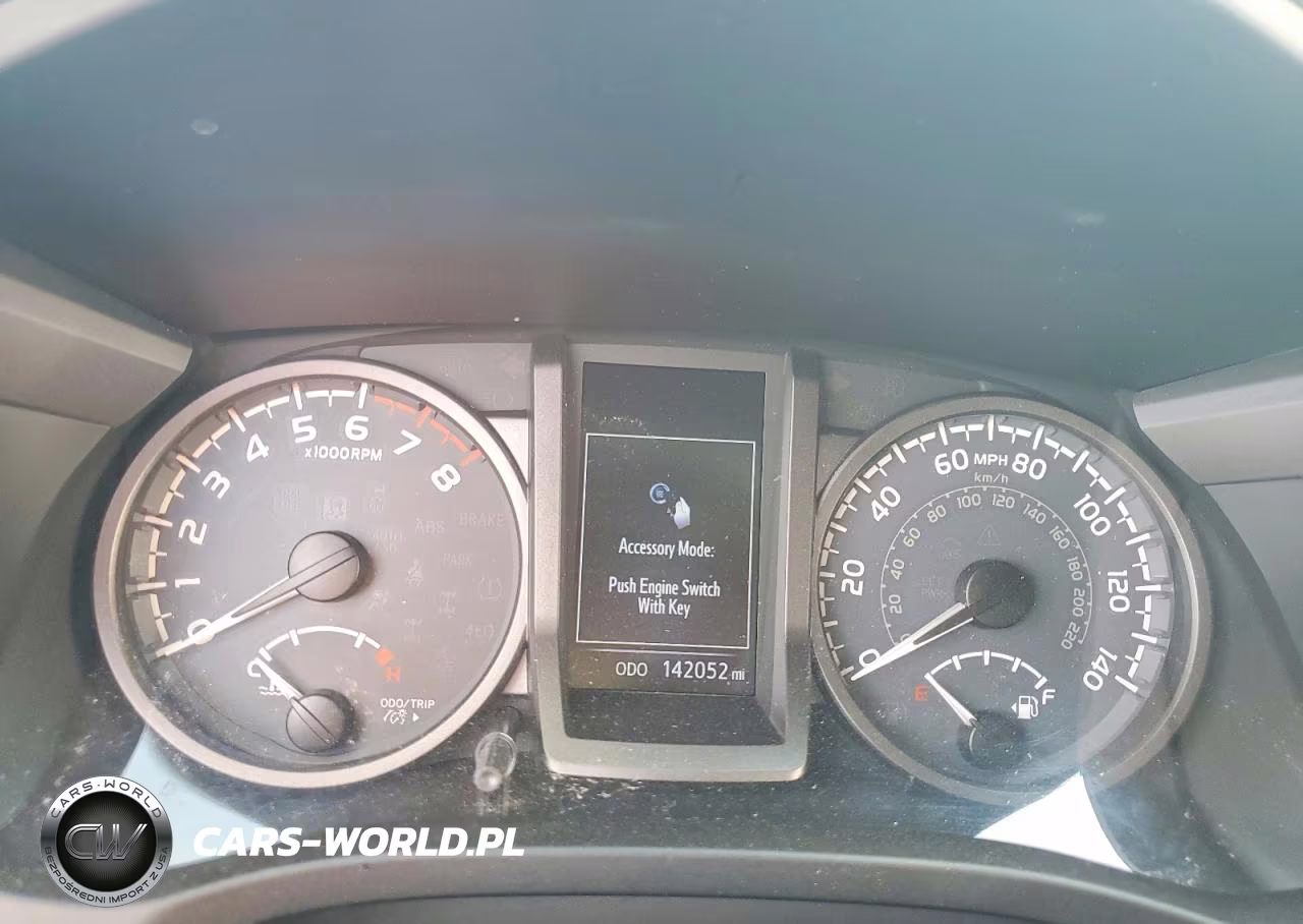 2018 Toyota Tacoma Trd Sport VIN:3TMAZ5CN8JM064560 - 9
