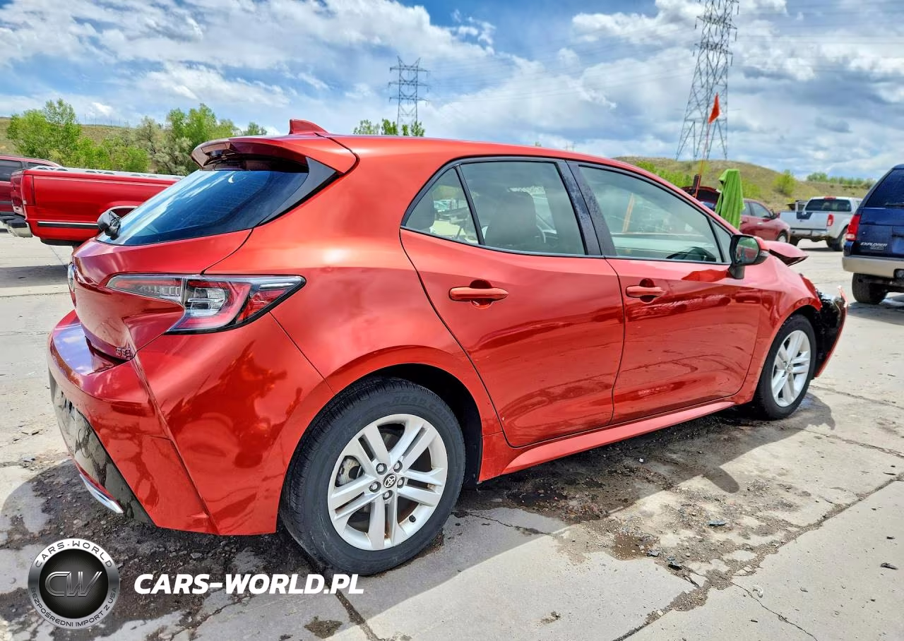 2019 Toyota Corolla Hatchback Se VIN:JTNK4RBE2K3041723 - 3