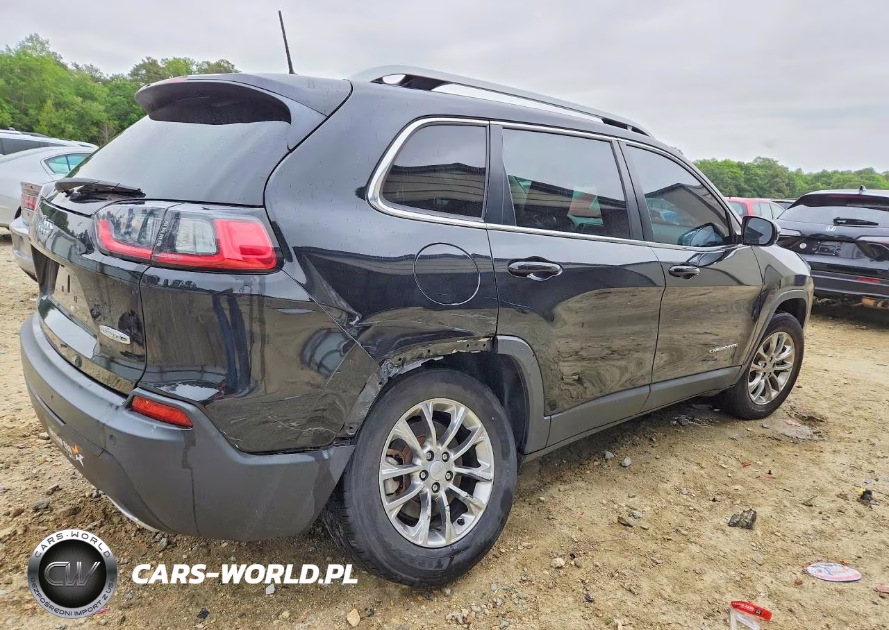 2021 Jeep Cherokee Latitude Lux VIN:1C4PJMMX7MD186578 - 3