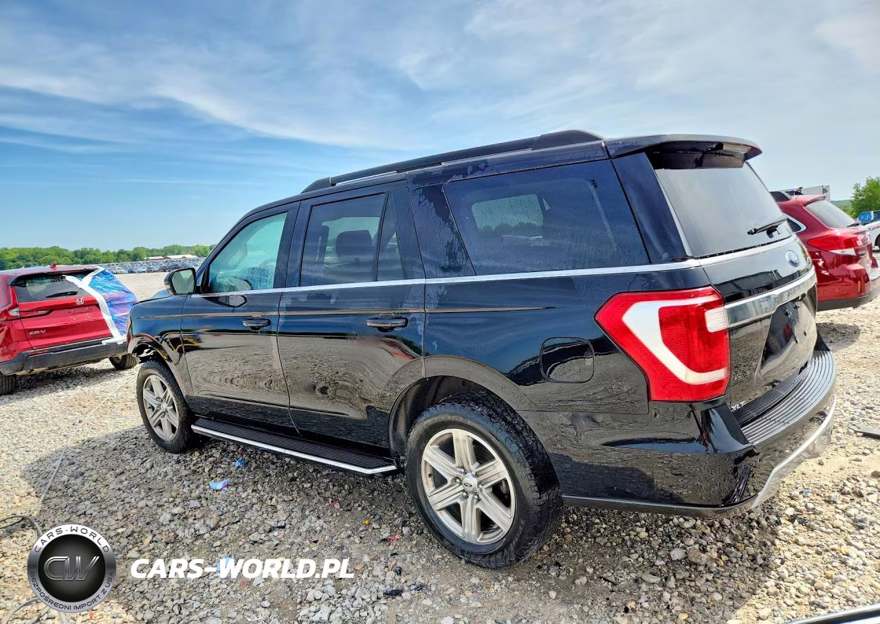 2018 Ford Expedition Xlt VIN:1FMJU1JT9JEA00845 - 2