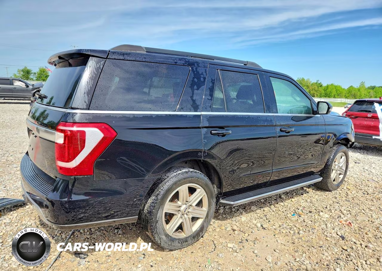 2018 Ford Expedition Xlt VIN:1FMJU1JT9JEA00845 - 3