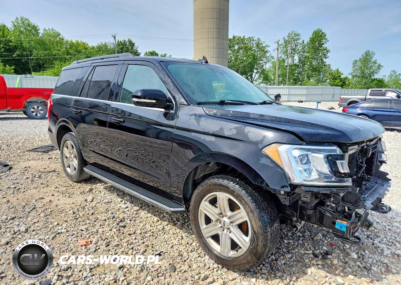 2018 Ford Expedition Xlt VIN:1FMJU1JT9JEA00845 - 4