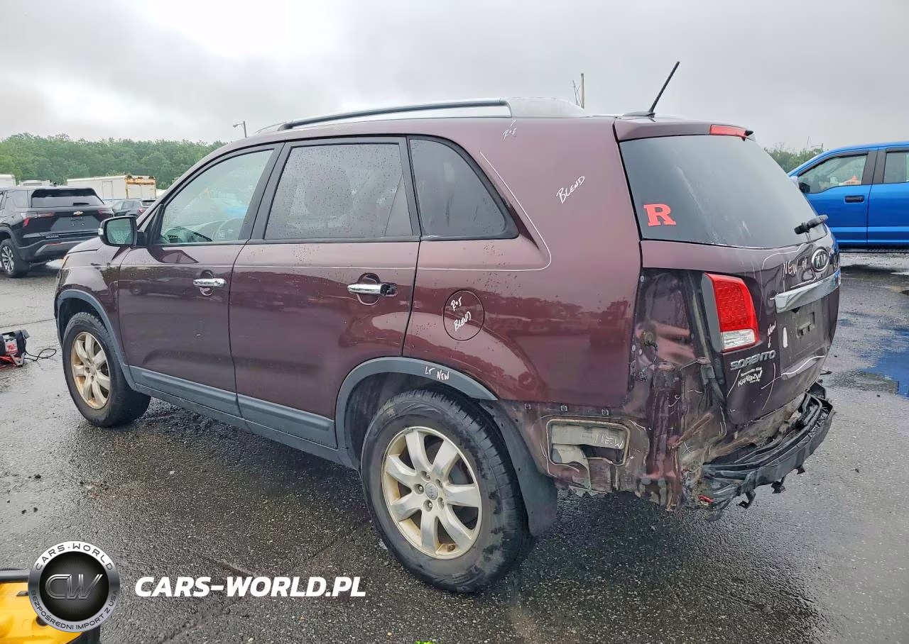 2013 Kia Sorento Lx VIN:5XYKT4A62DG358002 - 2