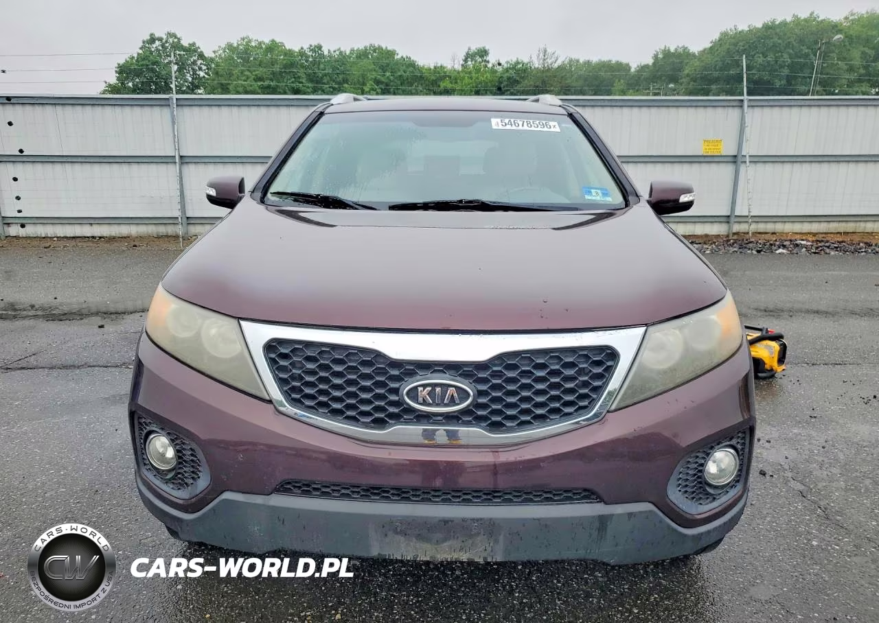 2013 Kia Sorento Lx VIN:5XYKT4A62DG358002 - 5
