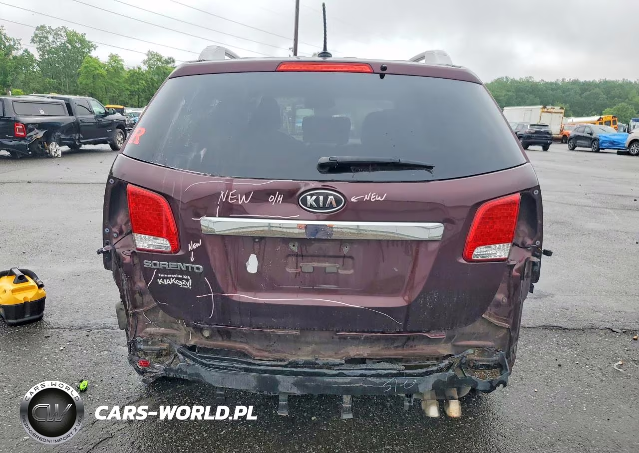 2013 Kia Sorento Lx VIN:5XYKT4A62DG358002 - 6