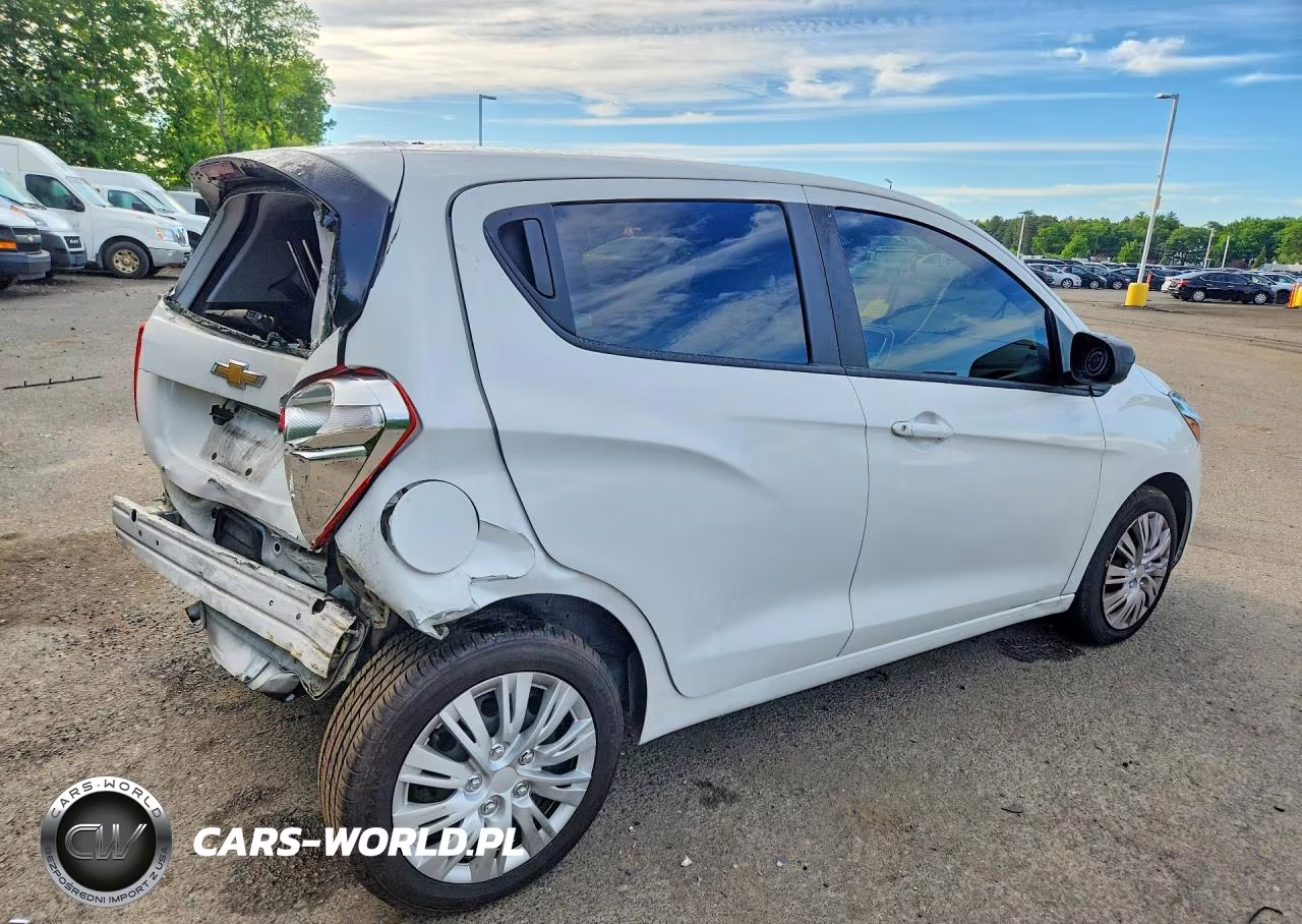 2018 Chevrolet Spark Ls VIN:KL8CB6SAXJC471971 - 3
