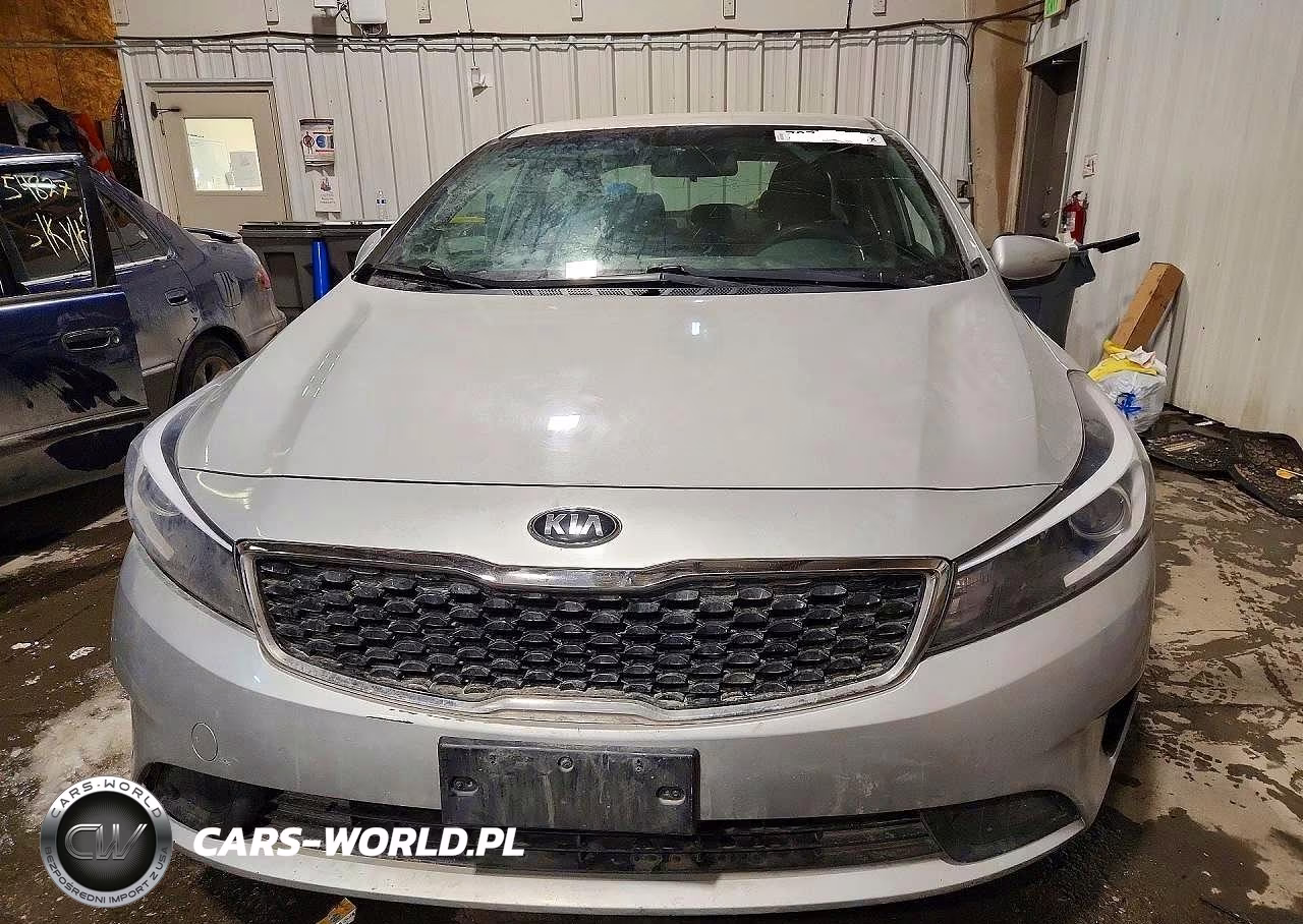 2018 Kia Forte Lx VIN:3KPFK4A77JE209641 - 5