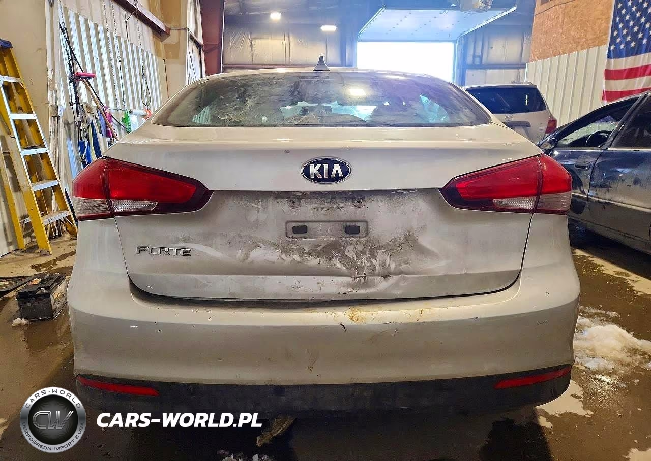 2018 Kia Forte Lx VIN:3KPFK4A77JE209641 - 6
