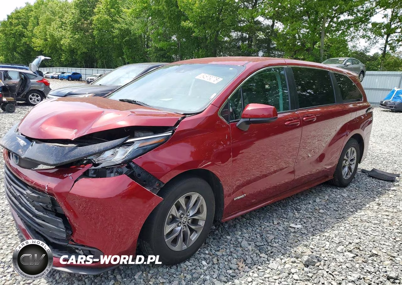 2021 Toyota Sienna Le