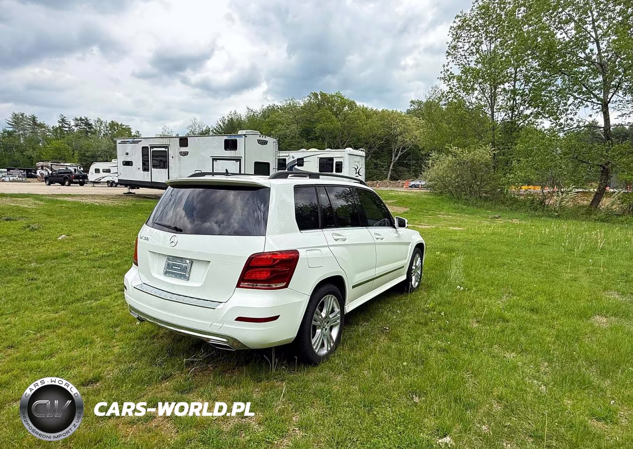 2015 Mercedes-Benz Glk 350 VIN:WDCGG5HB1FG340717 - 4
