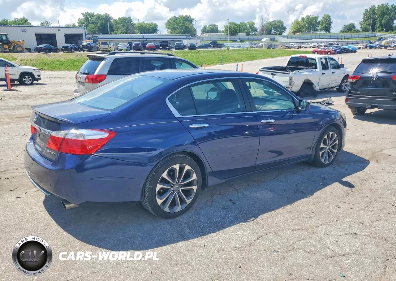 2015 Honda Accord Sport VIN:1HGCR2F51FA134621 - 3