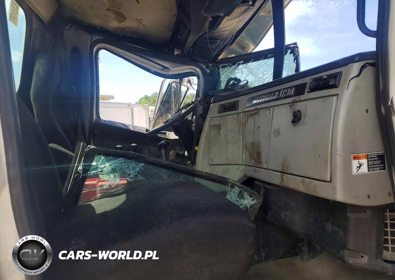 2017 Western Star 4700 Roll-Off Container Truck VIN:5KKHAVDV7HPJA8115 - 5