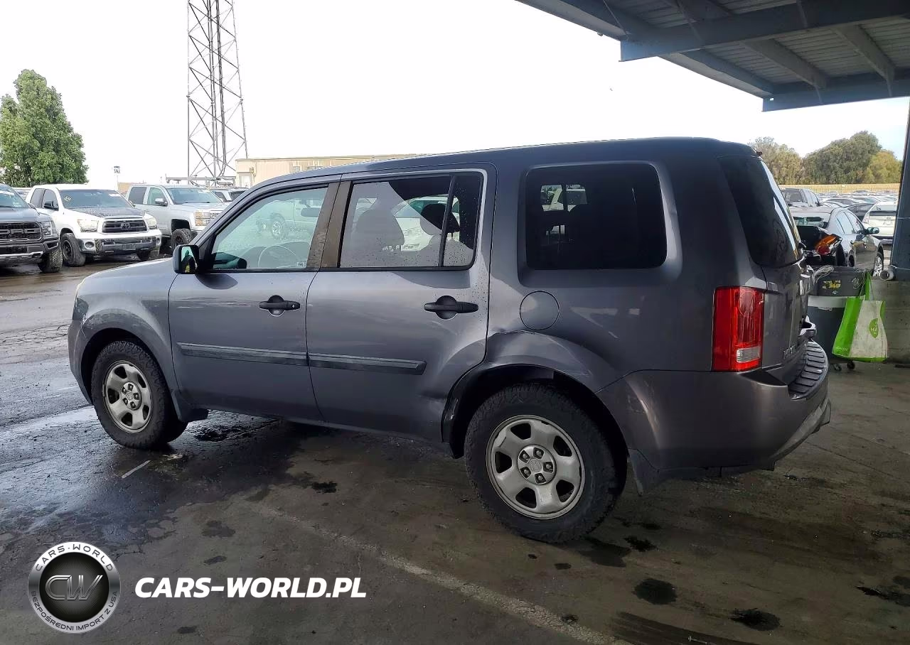 2015 Honda Pilot Lx VIN:5FNYF4H29FB075983 - 2