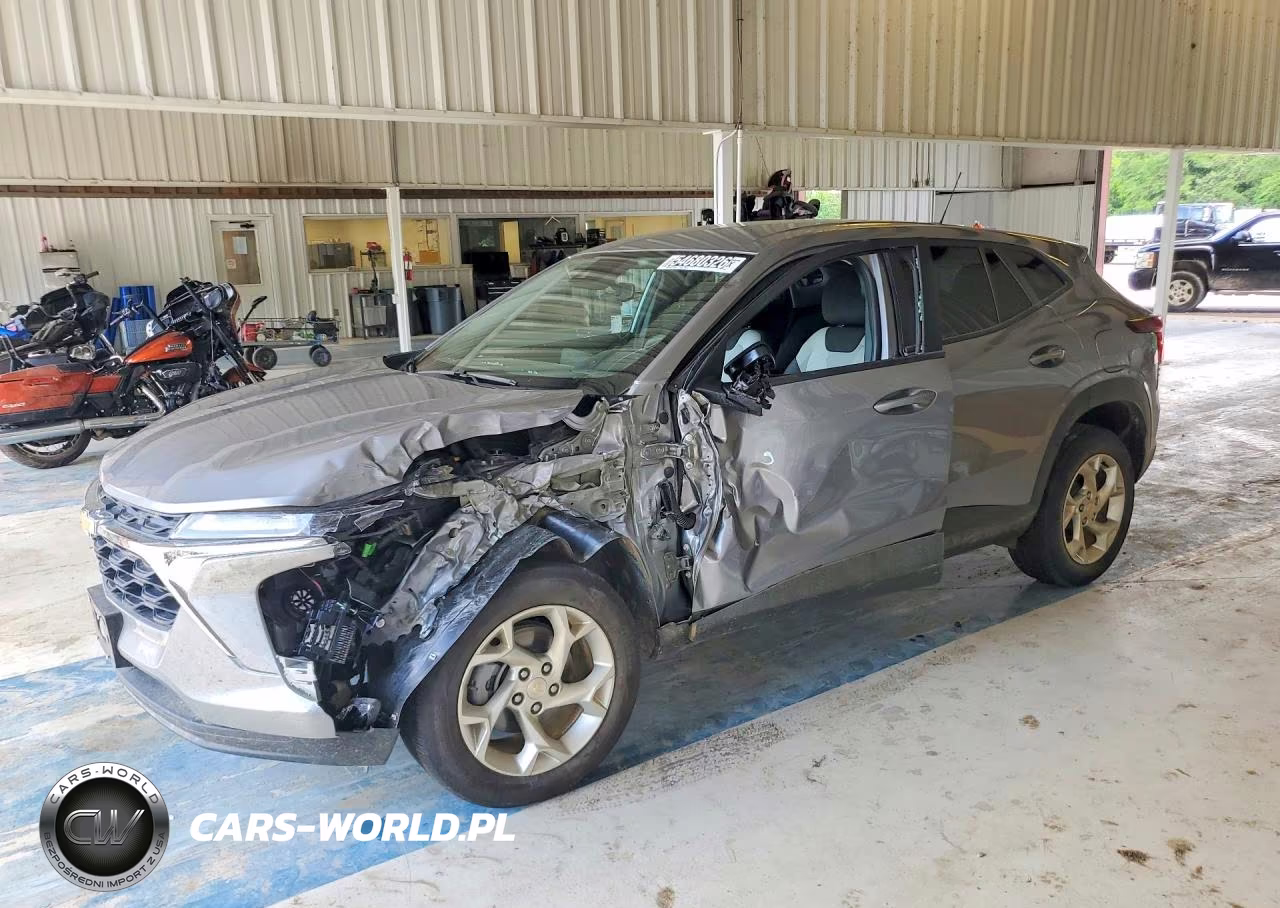 2025 Chevrolet Trax Ls – zdjęcie 1 z 13