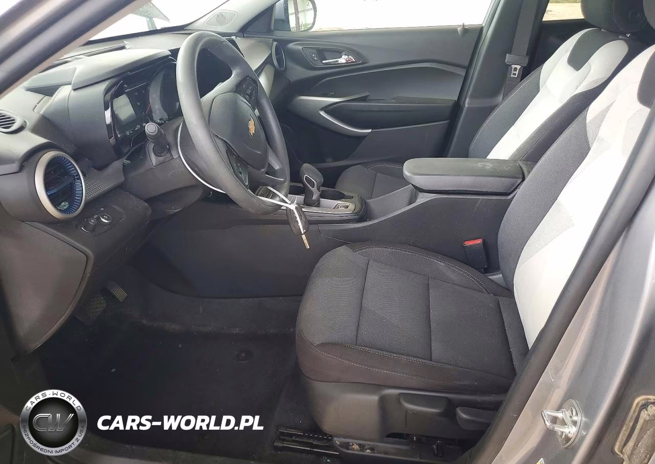 2025 Chevrolet Trax Ls VIN:KL77LFEP4SC336134 - 7