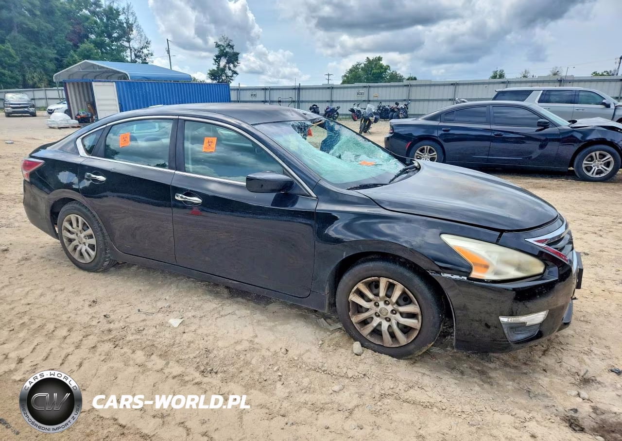 2015 Nissan Altima 2.5 S VIN:1N4AL3AP9FC212515 - 4