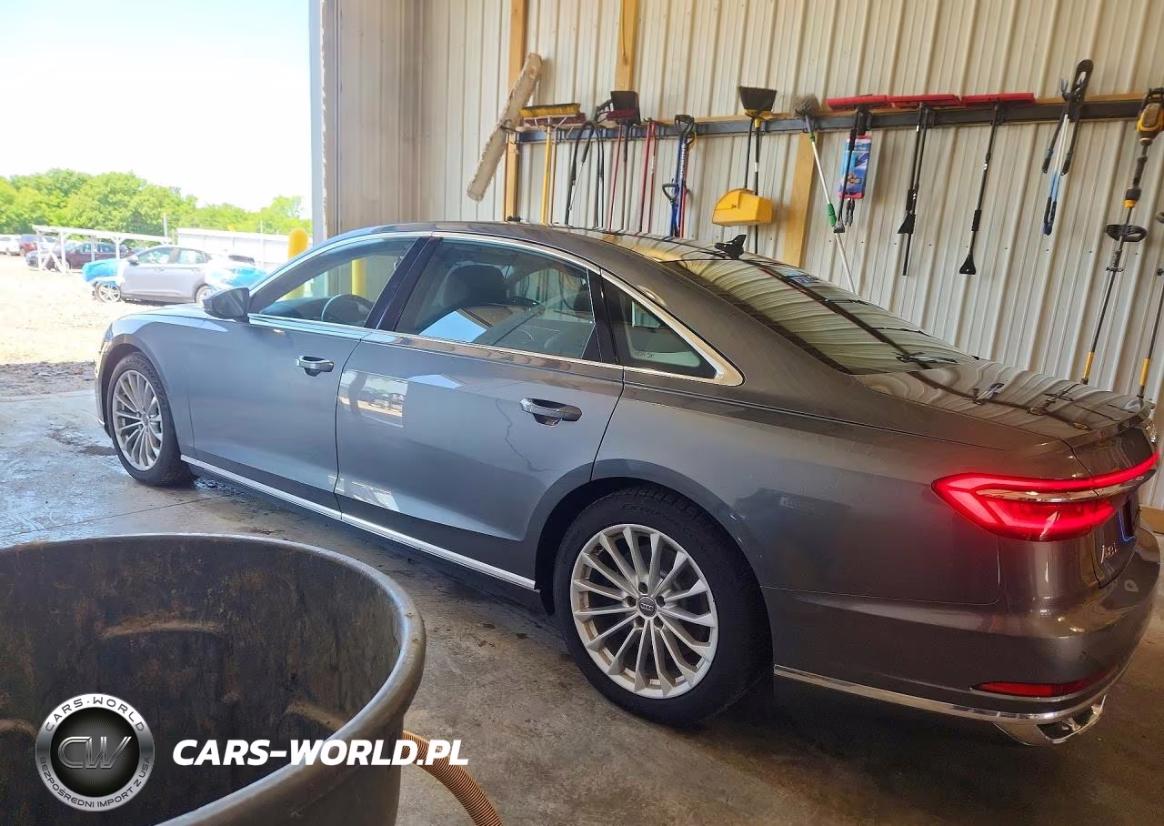 2019 Audi A8 L VIN:WAU8DAF89KN010930 - 2