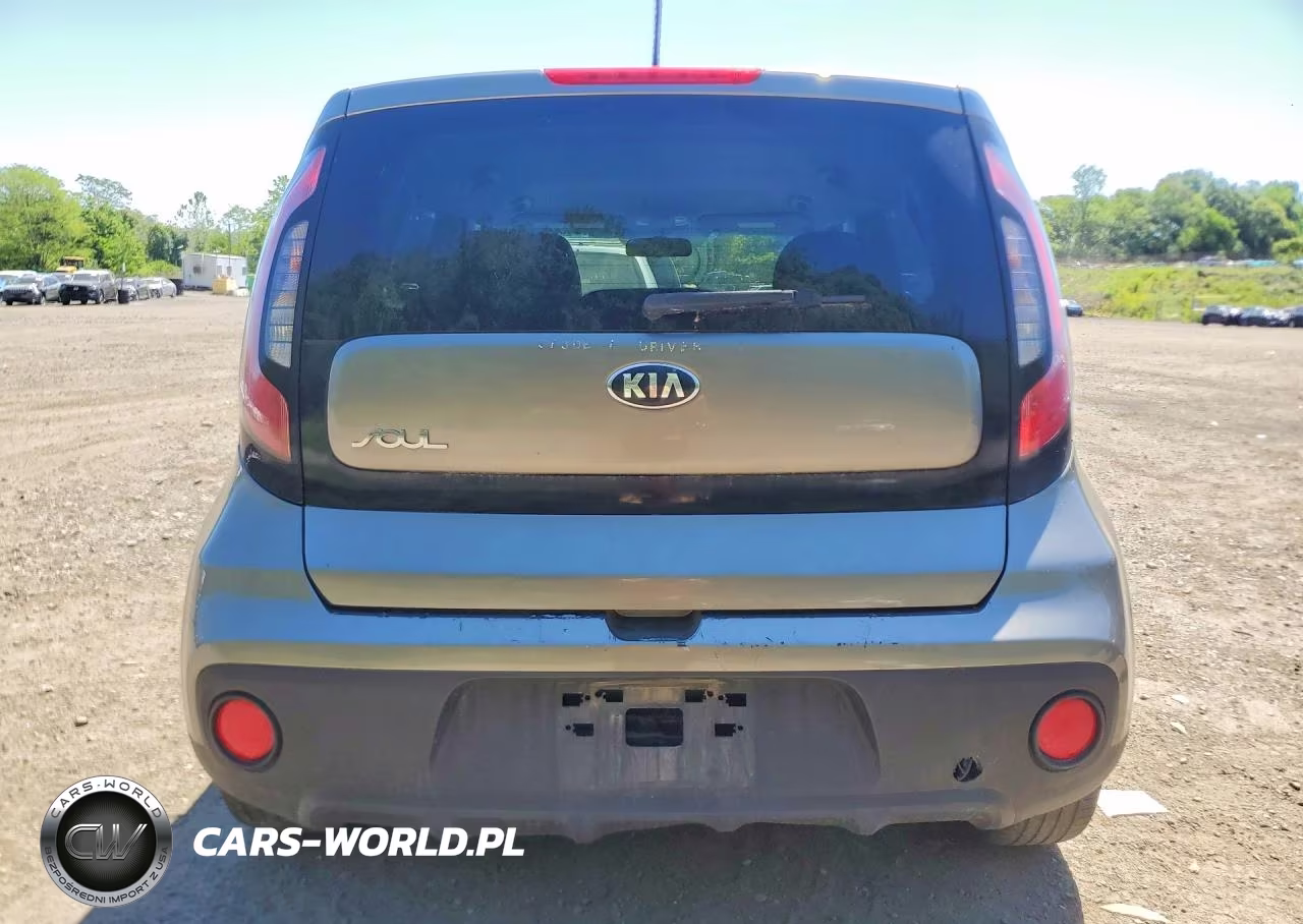 2018 Kia Soul Base VIN:KNDJN2A27J7550340 - 6