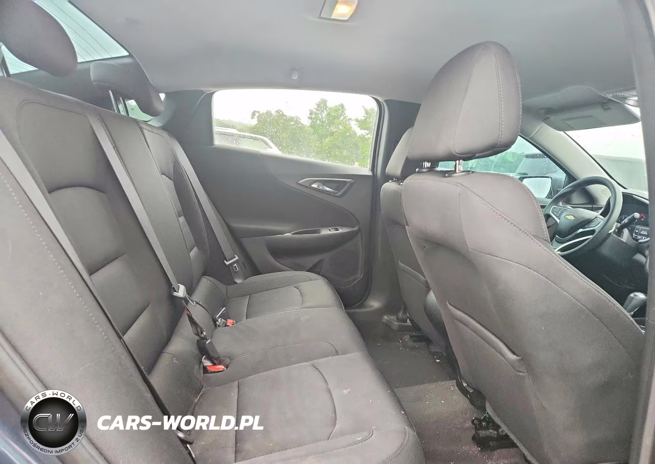 2019 Chevrolet Malibu Ls VIN:1G1ZC5ST7KF214074 - 10