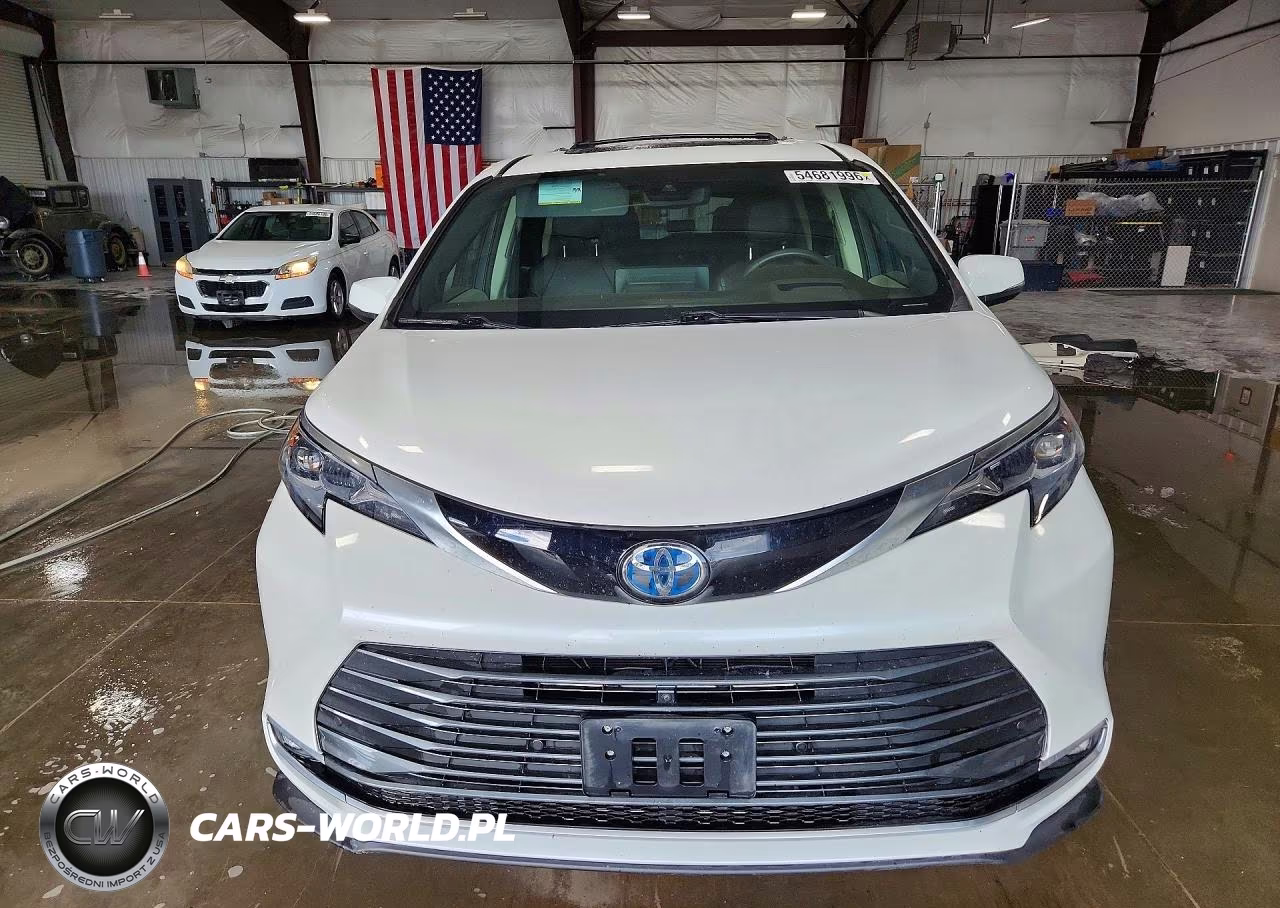 2024 Toyota Sienna Platinum 7-Passenger VIN:5TDESKFC5RS113692 - 5