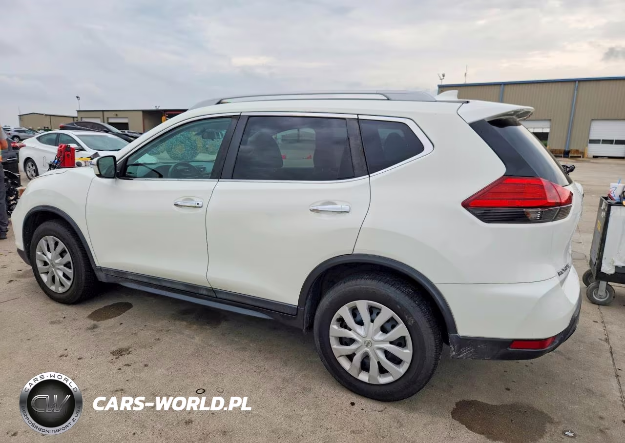 2017 Nissan Rogue S VIN:5N1AT2MVXHC799983 - 2