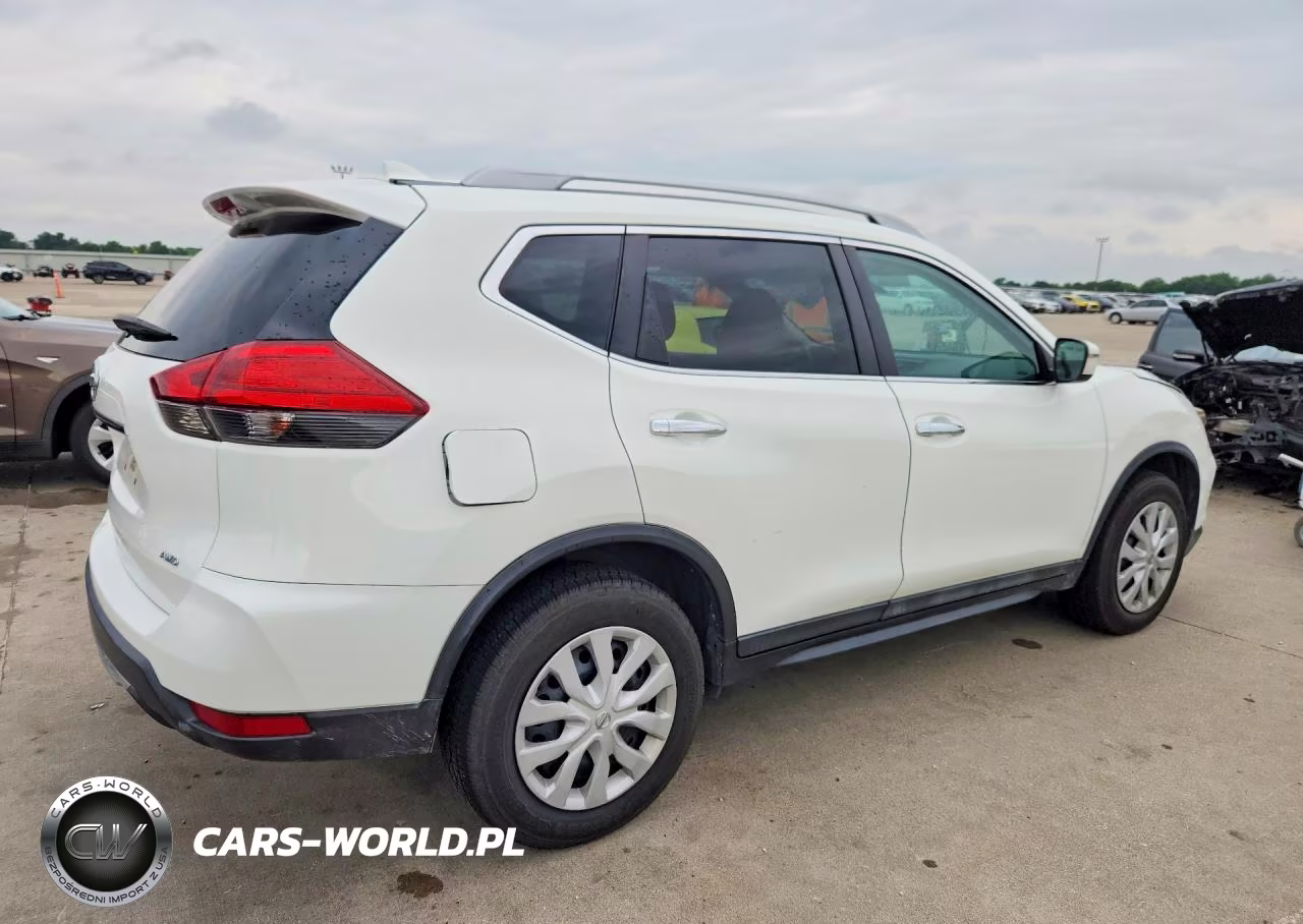 2017 Nissan Rogue S VIN:5N1AT2MVXHC799983 - 3